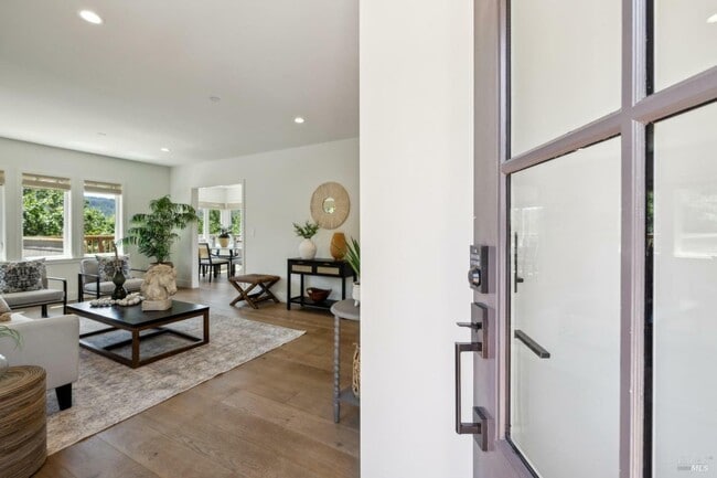 Photo - 31 Baywood Ave