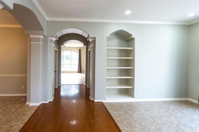 Photo - 8917 Joachim Ln