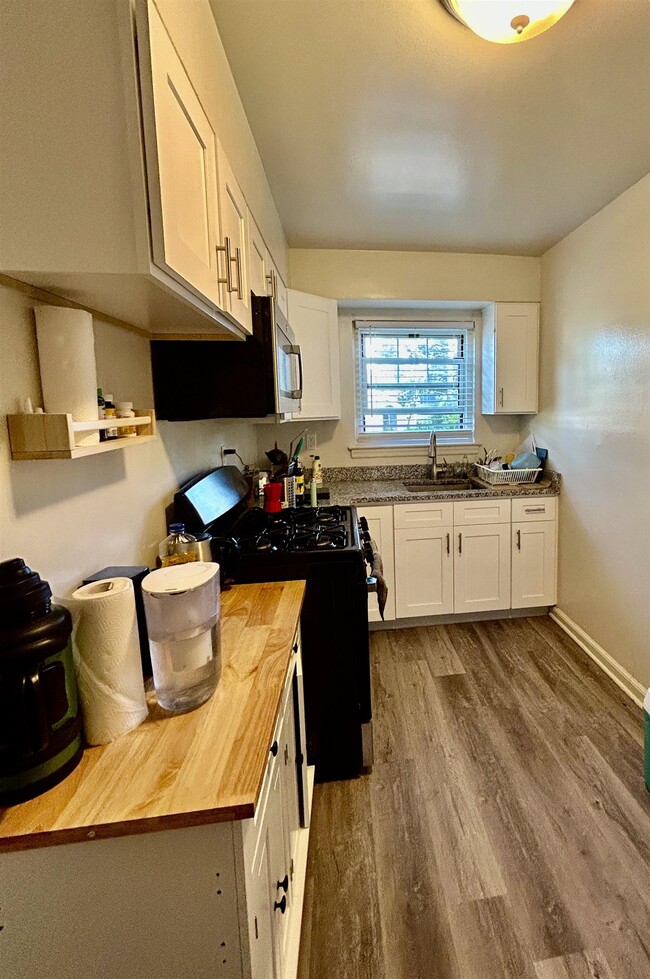Photo - 241 Passaic St