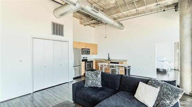Photo - 1001 Belleview St Unit 1002