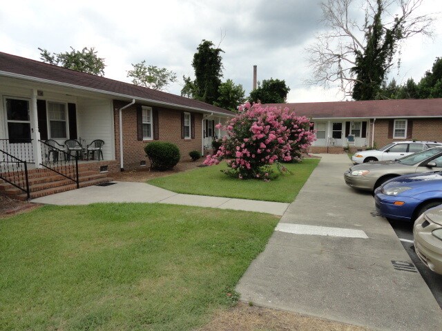 Photo - Hill Estates