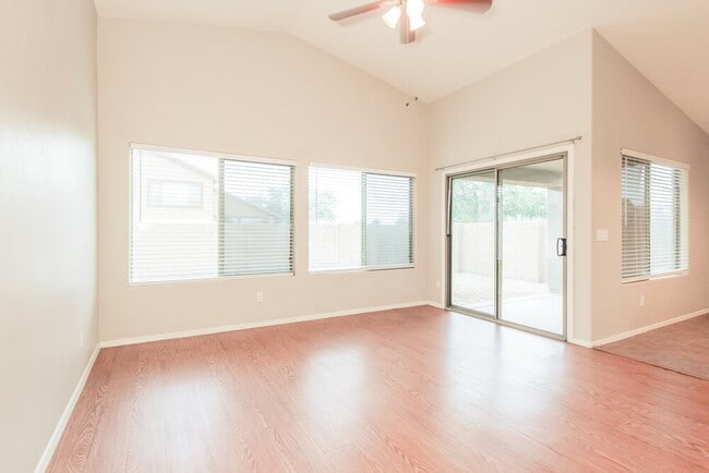 Photo - 25549 W Winslow Ave