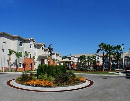 Primary Photo - Pinnacle at Hammock Square