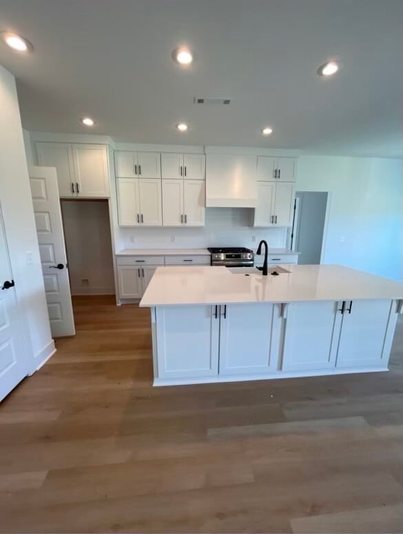 Photo - 5837 Lavender Ave