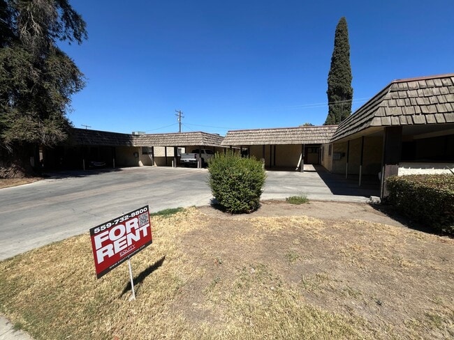 Building Photo - 3581 Unit 3