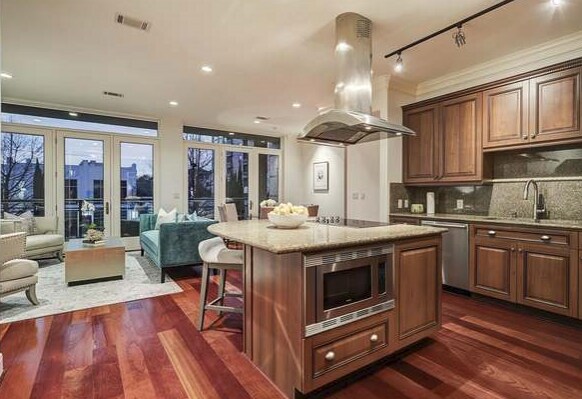 Photo - 1419 Montrose-310.75 Unidad 310.75