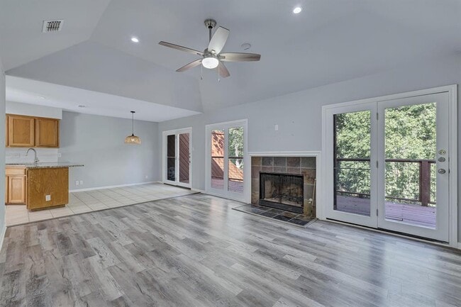 Building Photo - 3406 Westside Cove