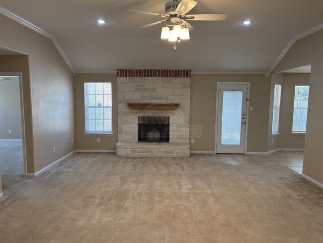Photo - 334 Nolan Ridge Dr