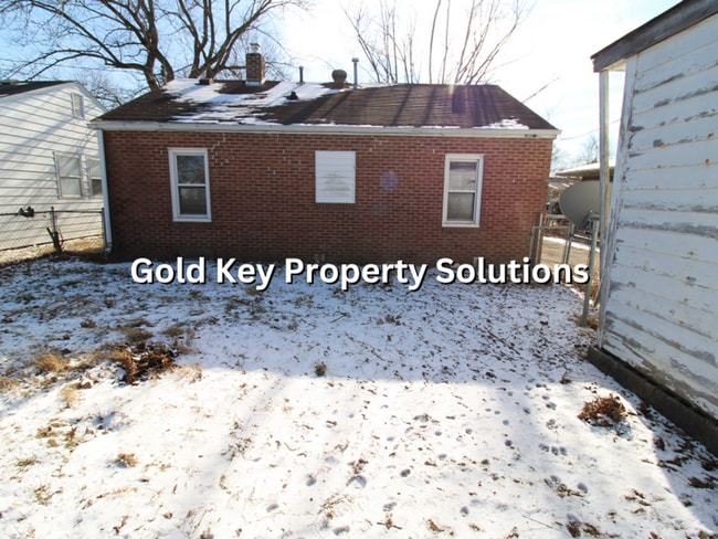 Photo - MEADOWBROOK AREA 2 BR 1 BA House with Central Air and Bonus Room