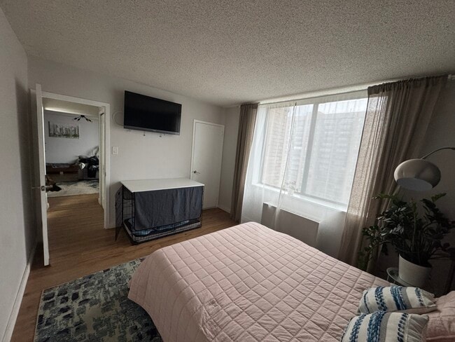 Dormitorio - 3705 S George Mason Dr Unidad 2018S