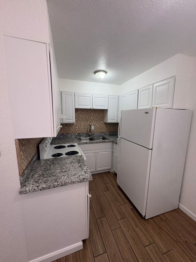 Photo - 408 Highland Ave Unit 1