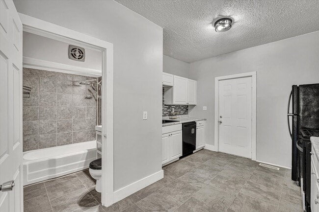 Photo - 1215 Farnam St