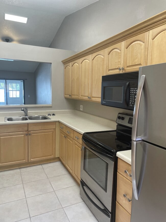 Photo - 223 Arbor Cir