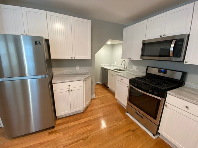 Photo - 73 Hall Ave Unit 2