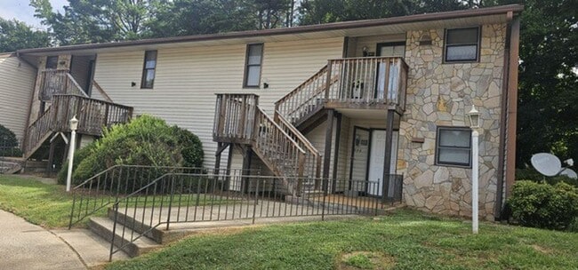 Building Photo - *** Move in Ready *** Rental