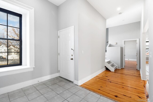 Photo - 101 Main St Unit 3