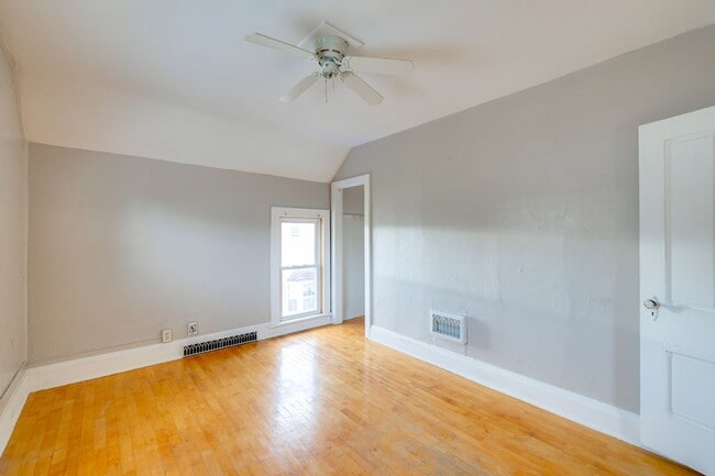 Photo - 162 7th St Unit 162 1/2 7th Street