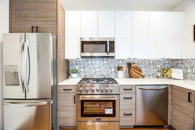 Photo - 3856 22nd Ave SW