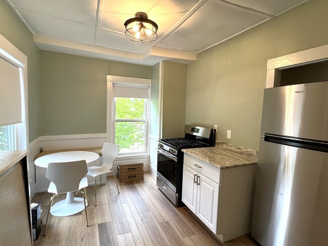 Photo - 513-517-517 Franklin St Unit 517