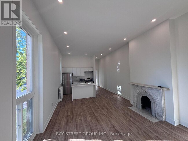 Photo - 1311 Pape Ave Unit 2