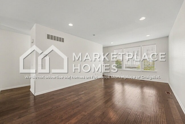 Photo - 4596 Bradley Cir Unit 21