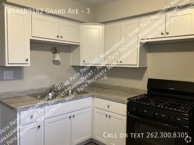 Building Photo - W166N9182 Grand Ave Unit 3 Rental