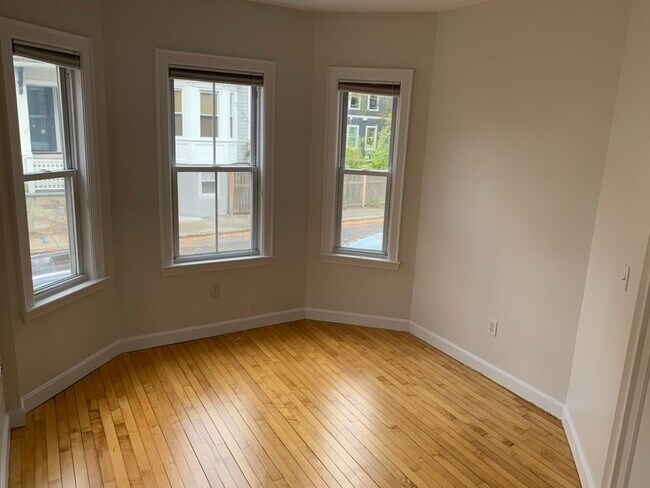 Photo - 10 Hingham St Unit 1