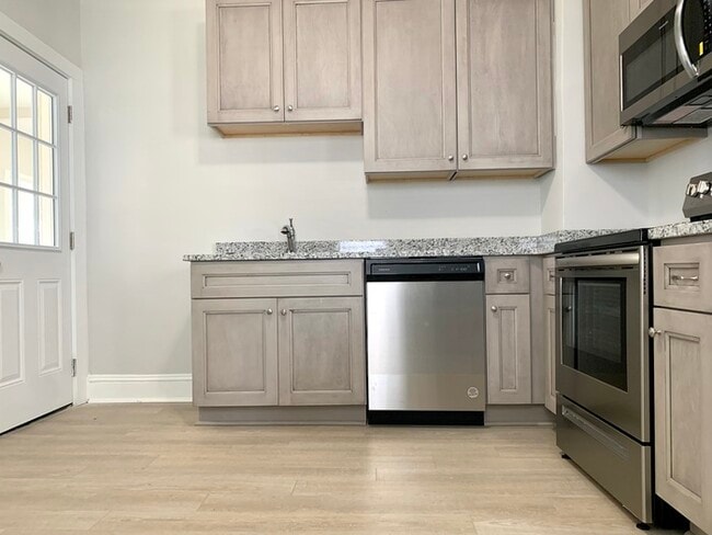 Photo - Beautifully Updated 2BD/1BA Home