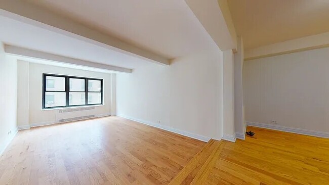 Photo - 1053 2nd Ave