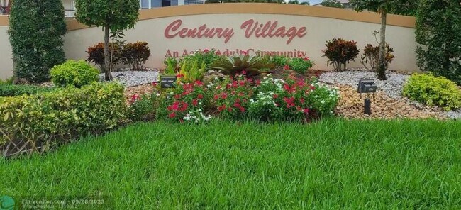 Photo - 271 Fanshaw G