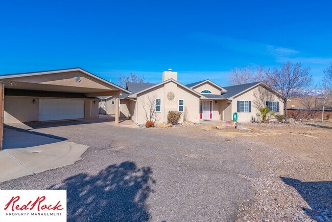 Photo - Spacious 3 Bedroom Single-Level Home in Bl...