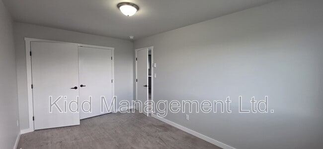 6285-6285 Monterey Rd