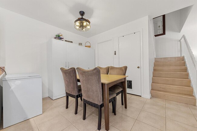 Photo - 7424 74th Way