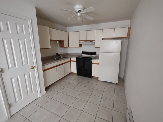 Photo - ALL PROSPECTIVE TENANTS MUST SUBMIT A $58 NON-REFUNDABLE APPLICATION FEE PER APPLICANT ONLINE AND...