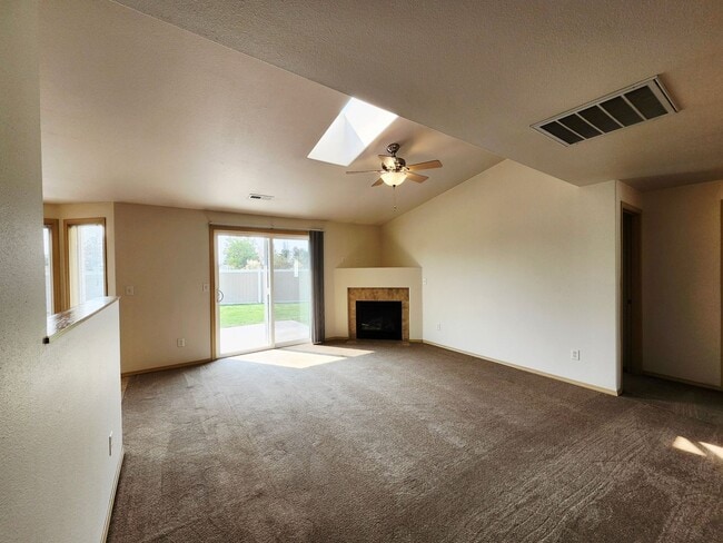 Photo - 5822 Austin Ct