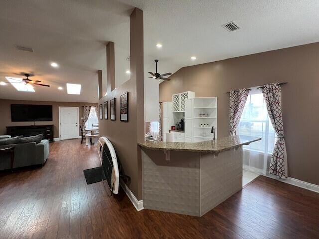 Photo - 137 Pritchard Rd