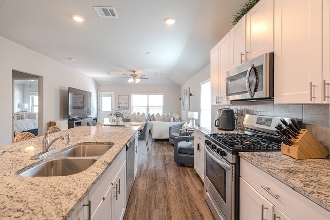 Photo - 26106 Halwell Mnr Ln