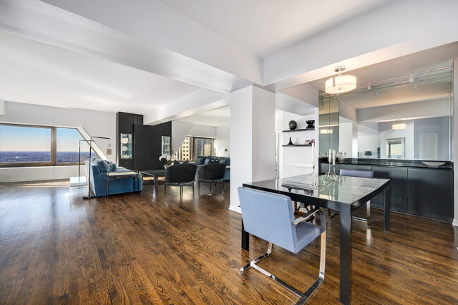 Photo - 175 E Delaware Pl Unit 4625