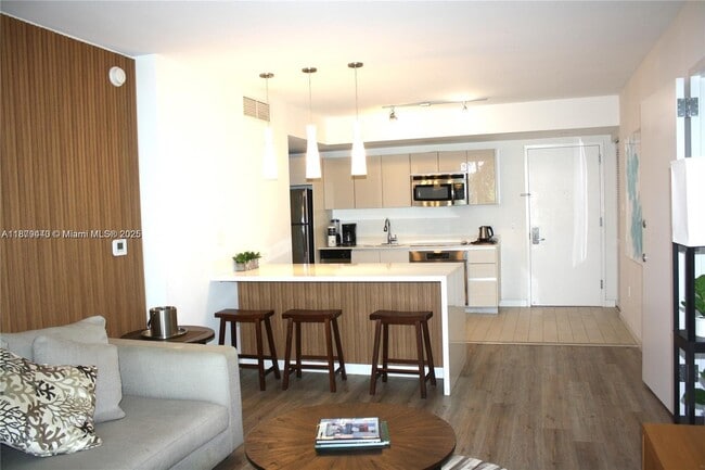 Building Photo - 2602 E Hallandale Beach Blvd Unit R408 Rental