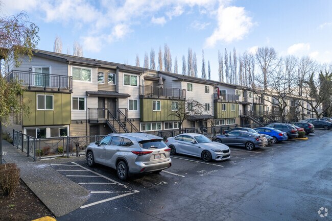 Exterior - RIVERWALK AT REDMOND Apartments