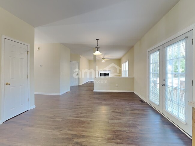 Photo - 815 Brookhannah Ct