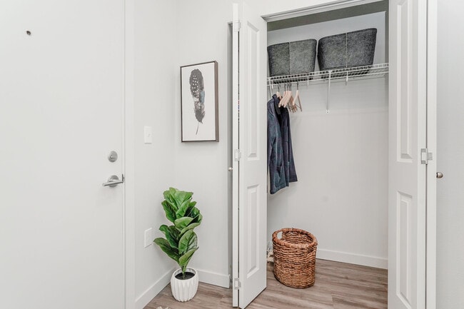 Park on 20th apartments — community photo