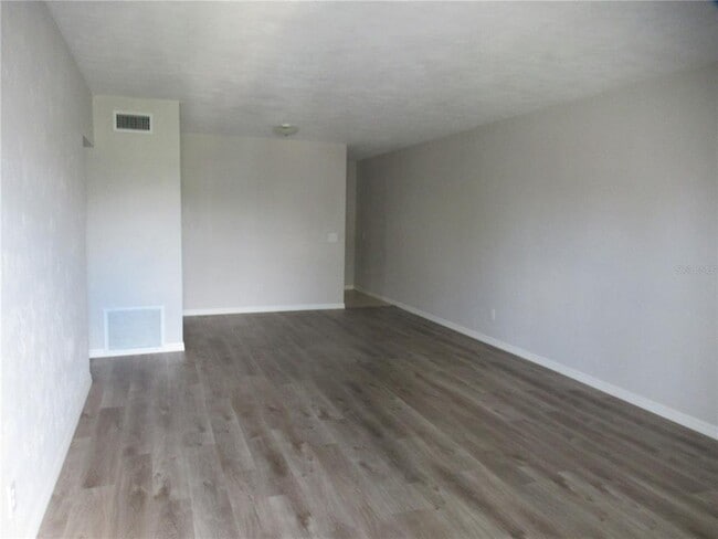 Photo - 2001 World Pkwy Blvd Unit 49