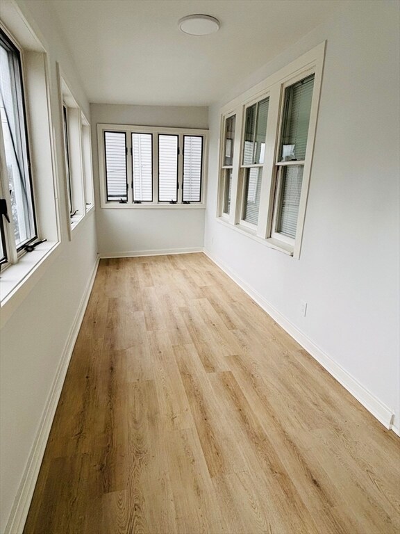 Photo - 30-32-32 Starbird St