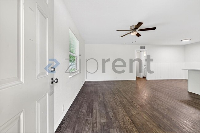 Photo - Unit 5022