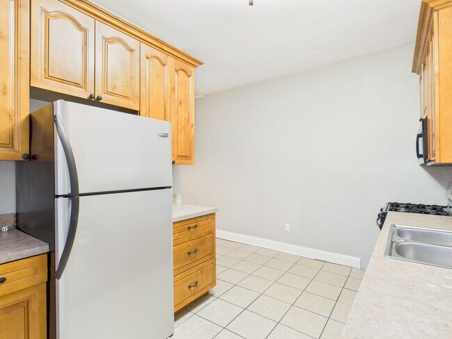 Photo - 3 Bedroom Single Family Home on Delaware St.