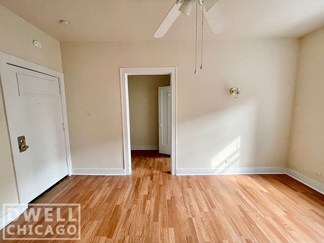 Photo - 6912 N Lakewood Ave Unit S