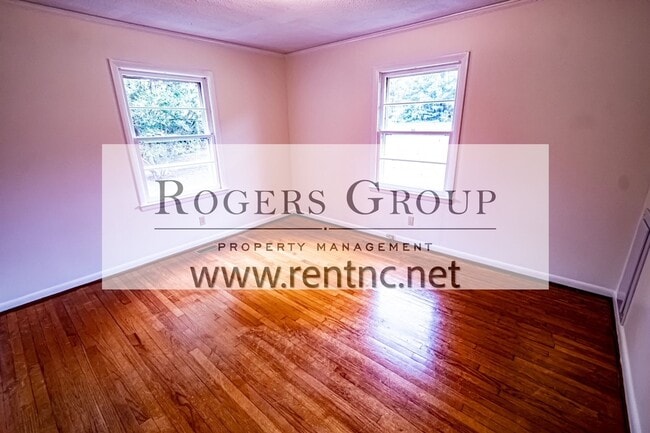 Photo - 1690 Bear Pond Rd