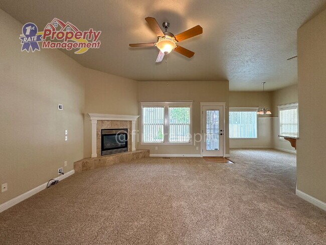 Photo - 2024 W Bear Creek Dr