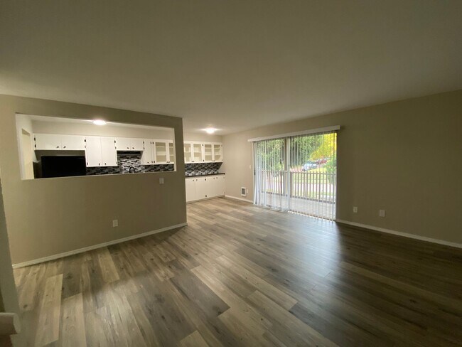 Photo - Contemporary 2 Bedroom / 1.5 Bath in Charming Cliff-Cannon Suburb Unit 2
